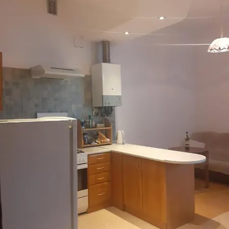 Dietla 71, Of 3 Bedrooms Διαμέρισμα